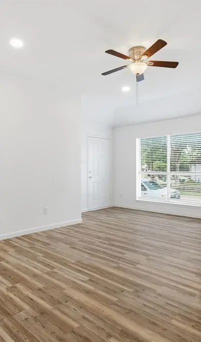916 Savage Drive, Denton TX 76207 - Photo 5