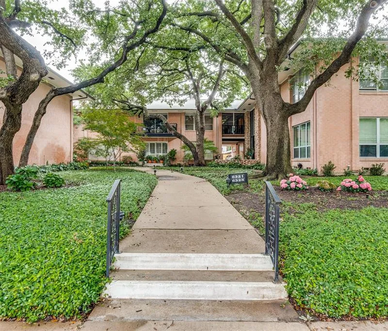 6321 Bandera Avenue # D, Dallas TX 75225