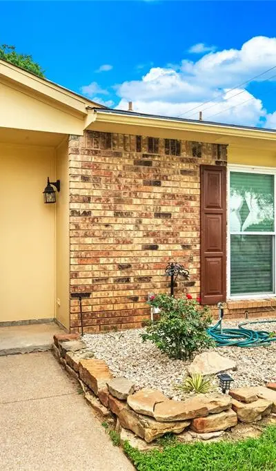 7949 Bermejo Road, Fort Worth TX 76112 - Photo 3