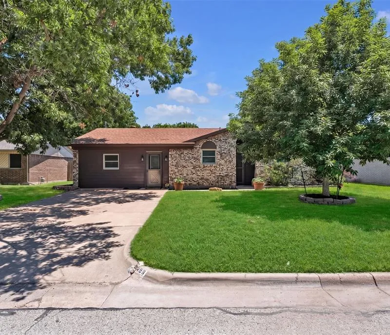 453 Irene Street, Burleson TX 76028