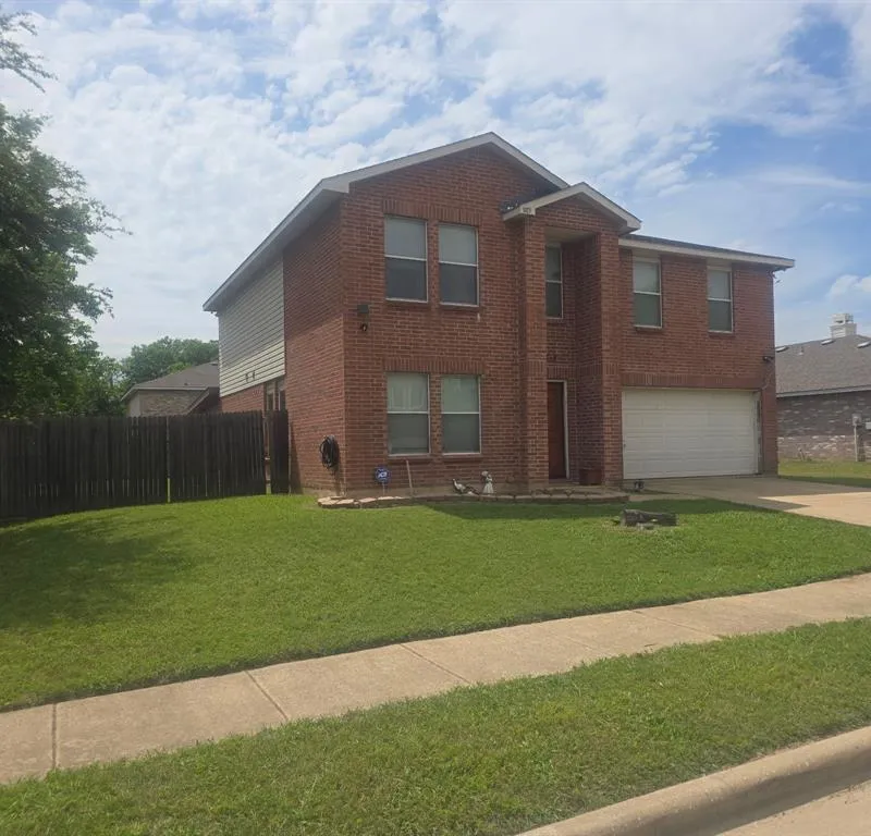 3813 Summer Hill Drive, Balch Springs TX 75180