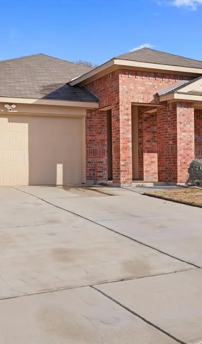 3052 Manu Street, Fort Worth TX 76123