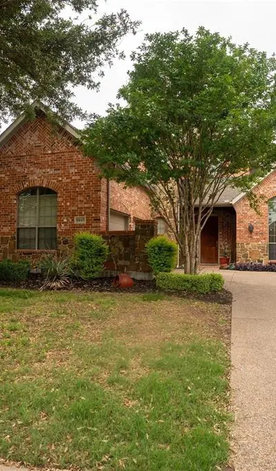 6947 Navigation Drive, Grand Prairie TX 75054 - Photo 2