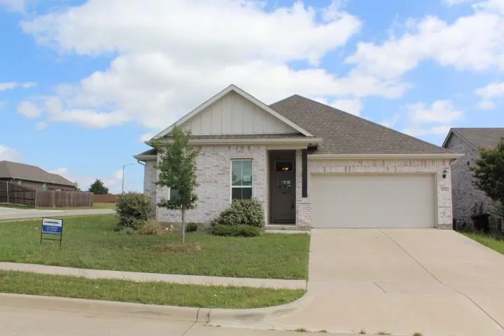1401 Eagle Nest Drive, Pelican Bay TX 76020