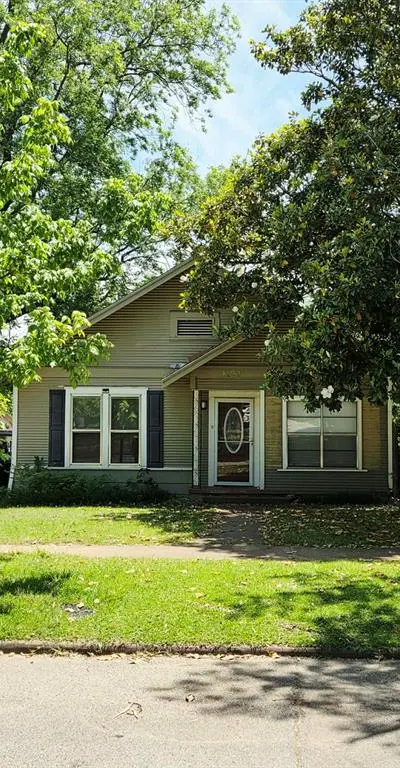 1120 W Main Street, Denison TX 75020