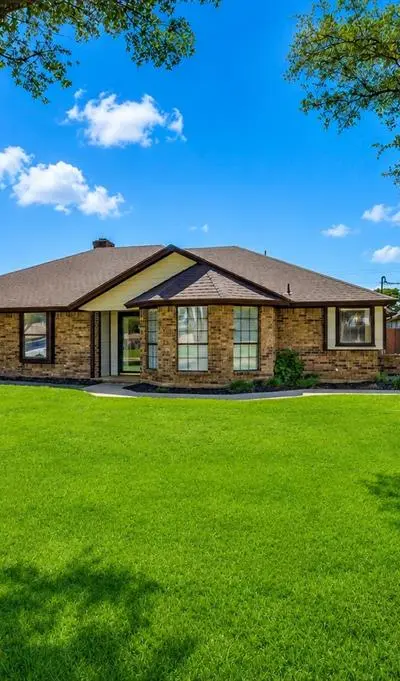 2721 N Hills Terrace, Keene TX 76031