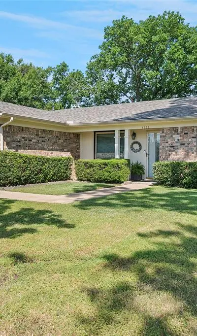 6220 Sandra Drive, Fort Worth TX 76133 - Photo 2