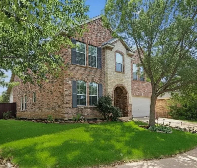 5016 Pebble Beach Trail, Denton TX 76208