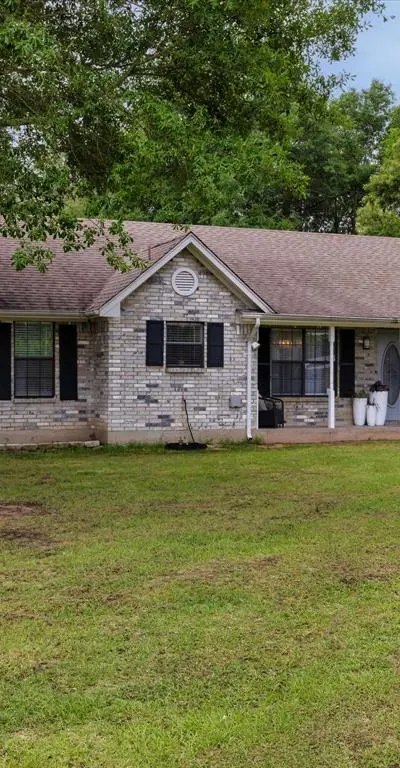300 Rs County Road 3367, Emory TX 75440