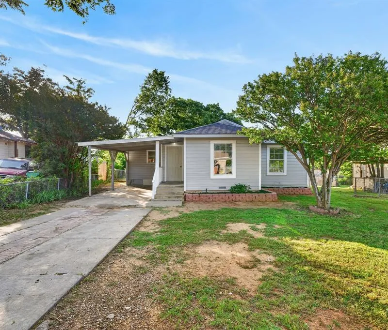 2006 SE 20th Street, Mineral Wells TX 76067