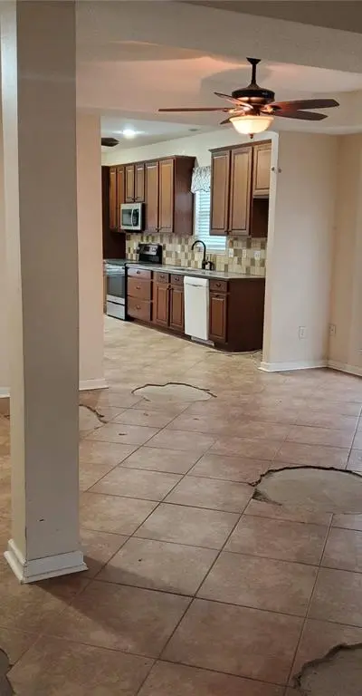 5423 Bryce Canyon Court, Fort Worth TX 76137 - Photo 3