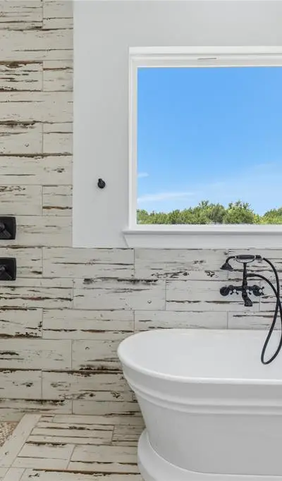 1100 Maverick Court, Rio Vista TX 76093 - Photo 2
