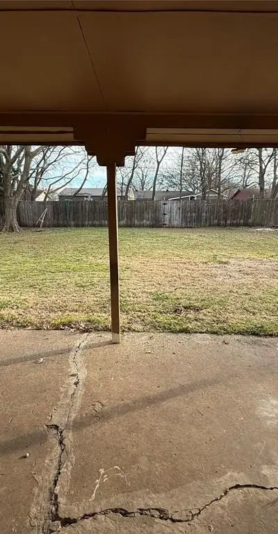 415 W Highland Drive, Whitewright TX 75491 - Photo 5