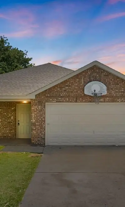 4920 S Peachtree Road, Balch Springs TX 75180