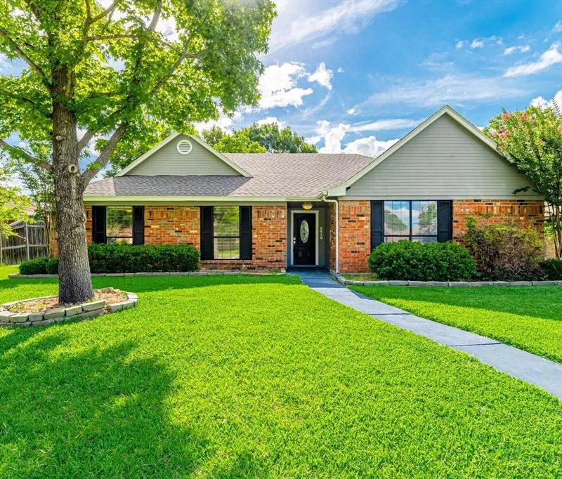 3618 Flagstone Avenue, Rowlett TX 75088