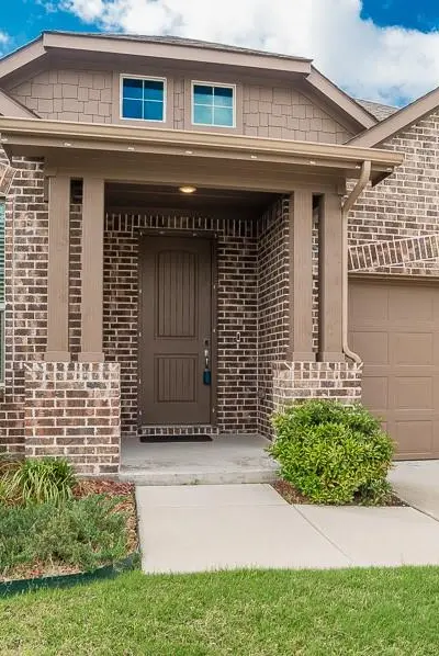 4742 Crestwood Drive, Haltom City TX 76137 - Photo 3