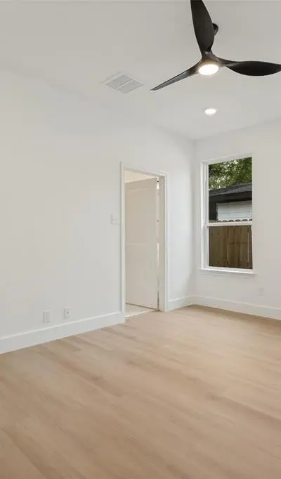 642 Bethpage Avenue, Dallas TX 75217 - Photo 3