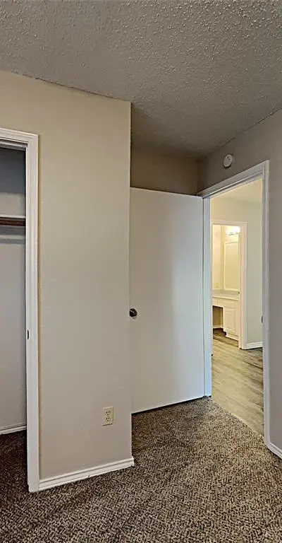 3404 Vine Ridge, Bedford TX 76021 - Photo 3