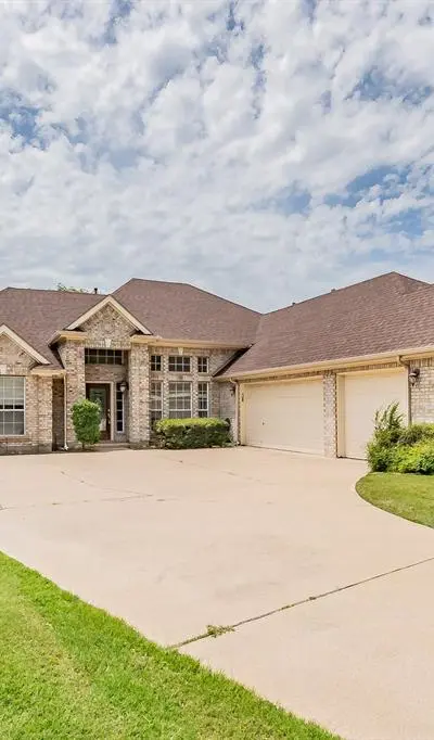 1534 Spring Lake Drive, Keller TX 76248 - Photo 2