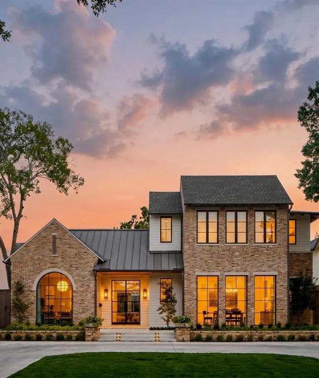 6730 Park Lane, Dallas TX 75225