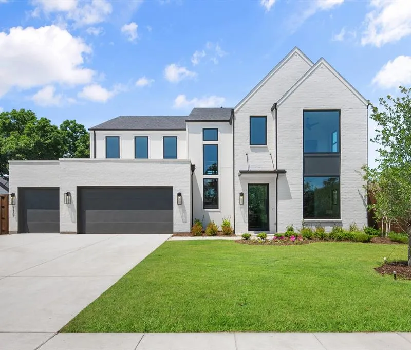 3989 Highgrove Drive, Dallas TX 75220