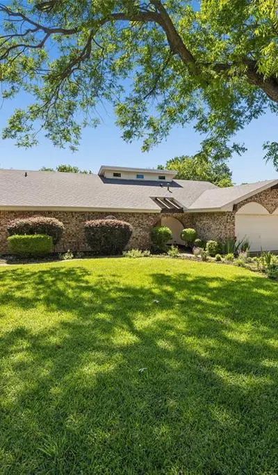1203 Oakwood Trail, Southlake TX 76092
