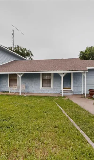 8927 Beckley View Avenue, Dallas TX 75232