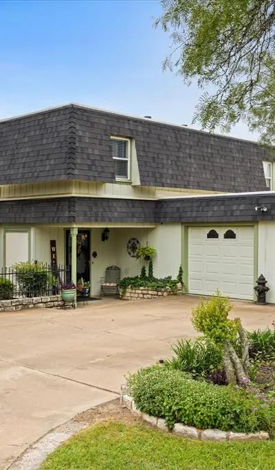 5007 Comanche Drive, Granbury TX 76049