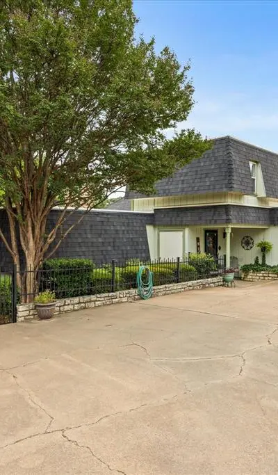 5007 Comanche Drive, Granbury TX 76049 - Photo 5