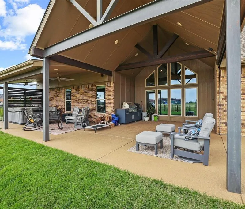 1605 Covered Bridge Court, Gunter TX 75058