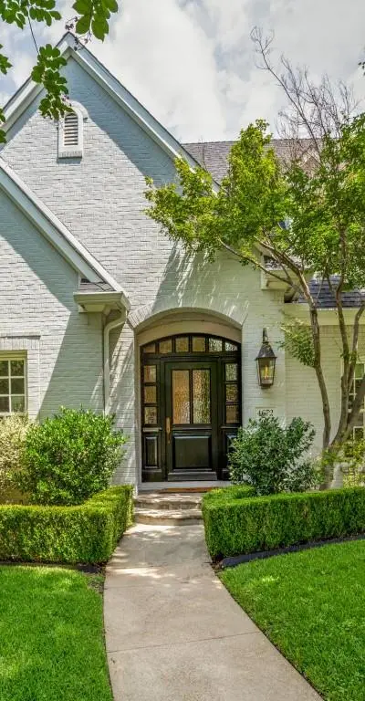 4672 S Versailles Avenue, Highland Park TX 75209