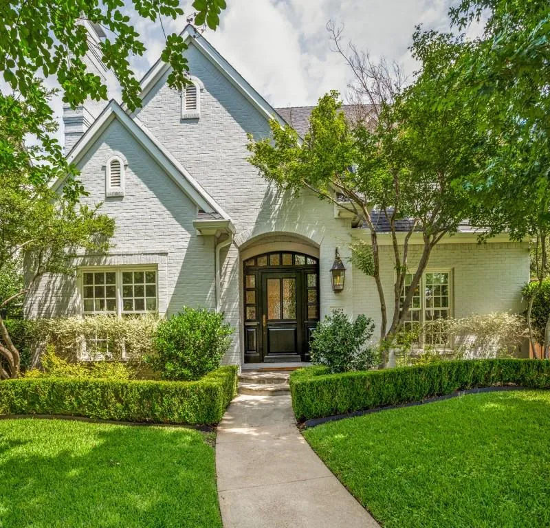 4672 S Versailles Avenue, Highland Park TX 75209