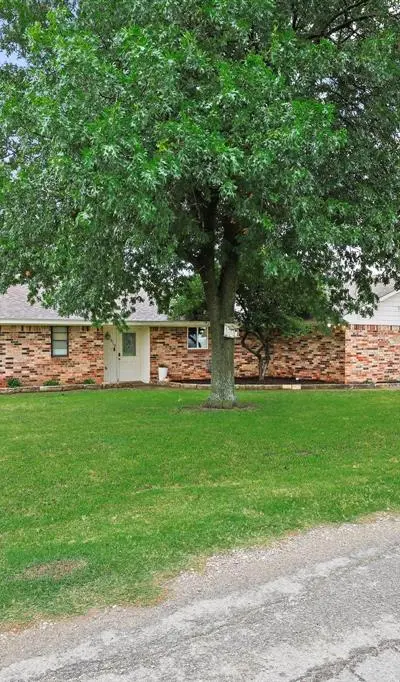 619 N 5th Street, Gunter TX 75058