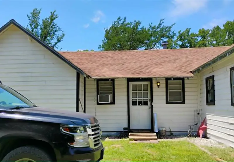 763 Frontier Street, Bowie TX 76230
