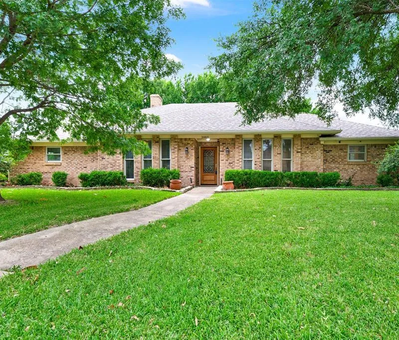 16801 Thomas Chapel Drive, Dallas TX 75248