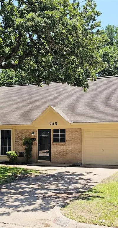 745 W Cedar Street, Hurst TX 76053 - Photo 2
