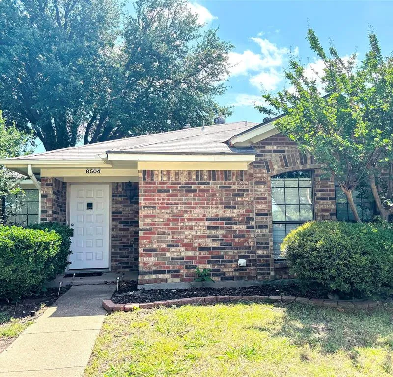 8504 Holly Street, Frisco TX 75034