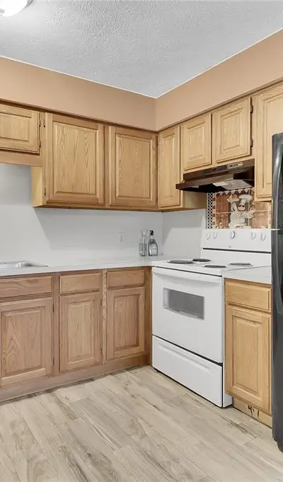 44 E Mountain Creek Drive, Grand Prairie TX 75052 - Photo 5