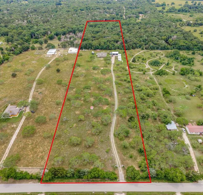 7302 County Road 4044, Kemp TX 75143