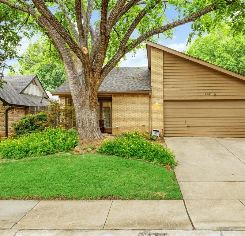 2531 Lake Bend Terrace, Carrollton TX 75006