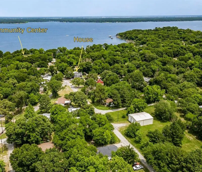 10015 Shoreline Drive, Wills Point TX 75169