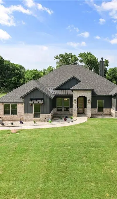 1052 Kessler Road, Weatherford TX 76087 - Photo 2