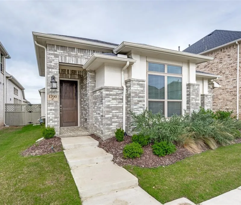 1700 Bonsmara Drive, Northlake TX 76247