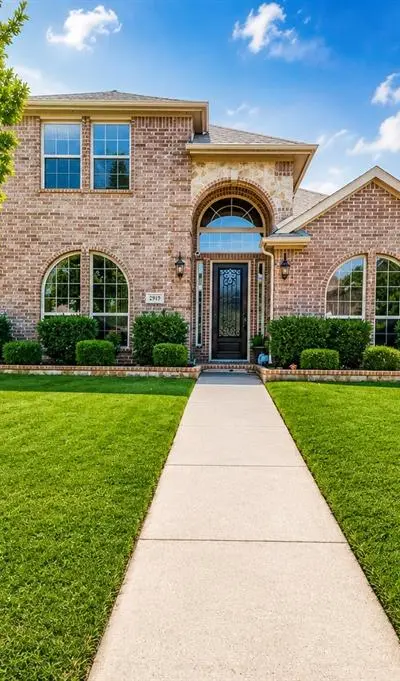 2919 Sendero, Grand Prairie TX 75054