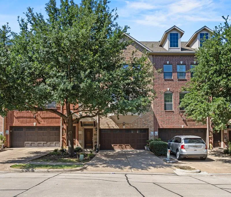 1530 Biltmore Lane, Irving TX 75063