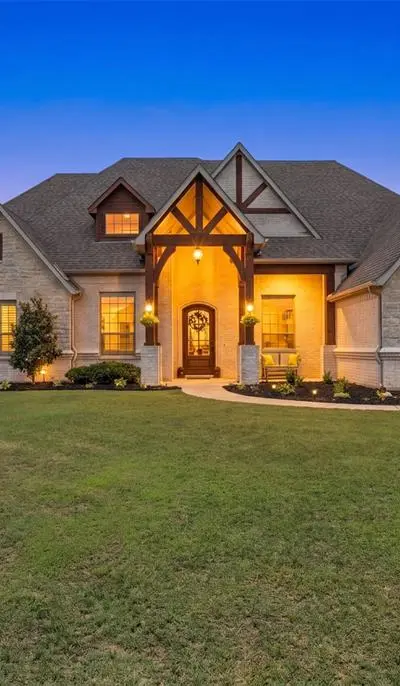 1060 Waters Edge Court, Oak Point TX 75068