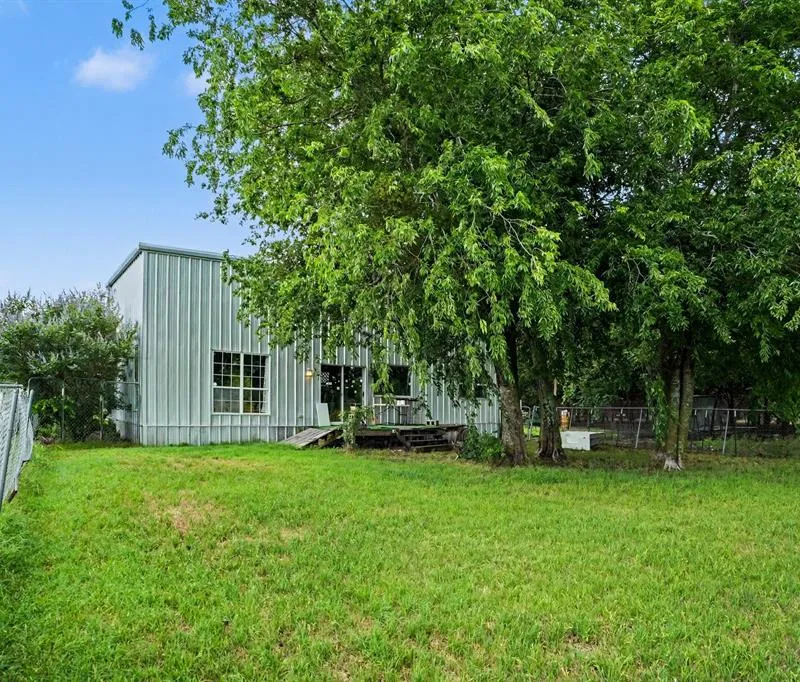 1712 Wilson Road, Waxahachie TX 75165