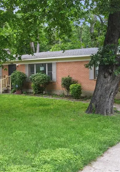 3016 Loganwood, Dallas TX 75227