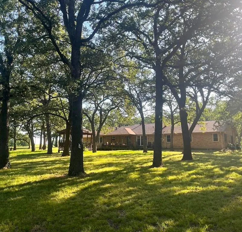 27659 US Highway 377, Gordonville TX 76245