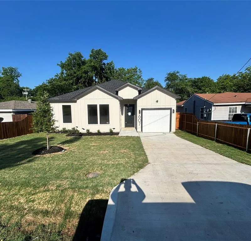 607 Neomi Avenue, Dallas TX 75217